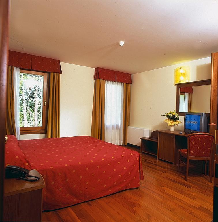 Hotel Dall'Ongaro Ghirano Exterior photo
