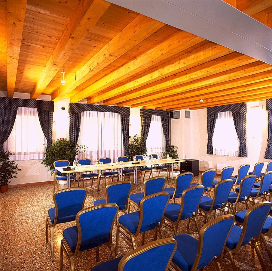 Hotel Dall'Ongaro Ghirano Exterior photo