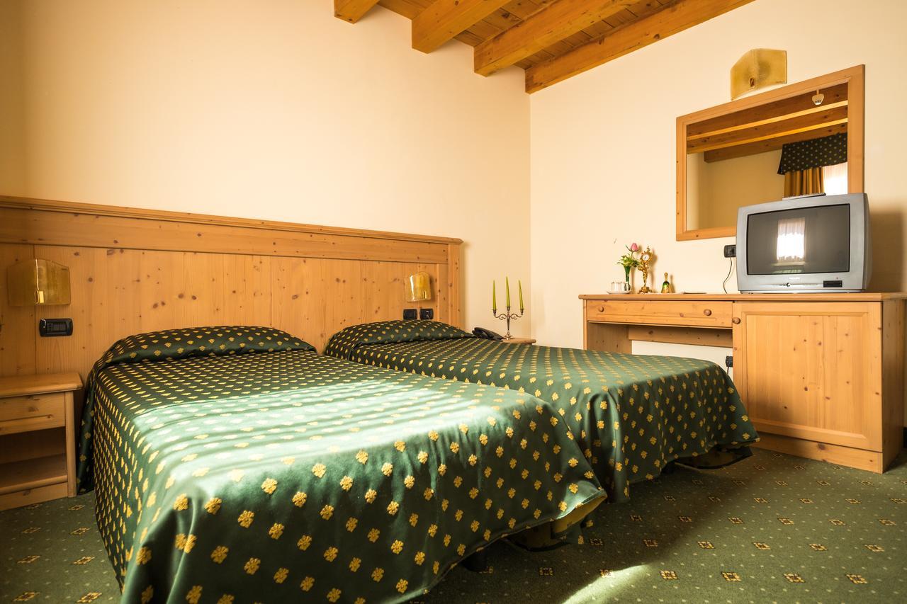 Hotel Dall'Ongaro Ghirano Exterior photo